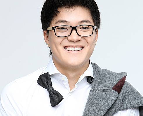 Дуучин Б.Амархүү МАН-ын гишүүн болсон шалтгаанаа тайлбарлажээ